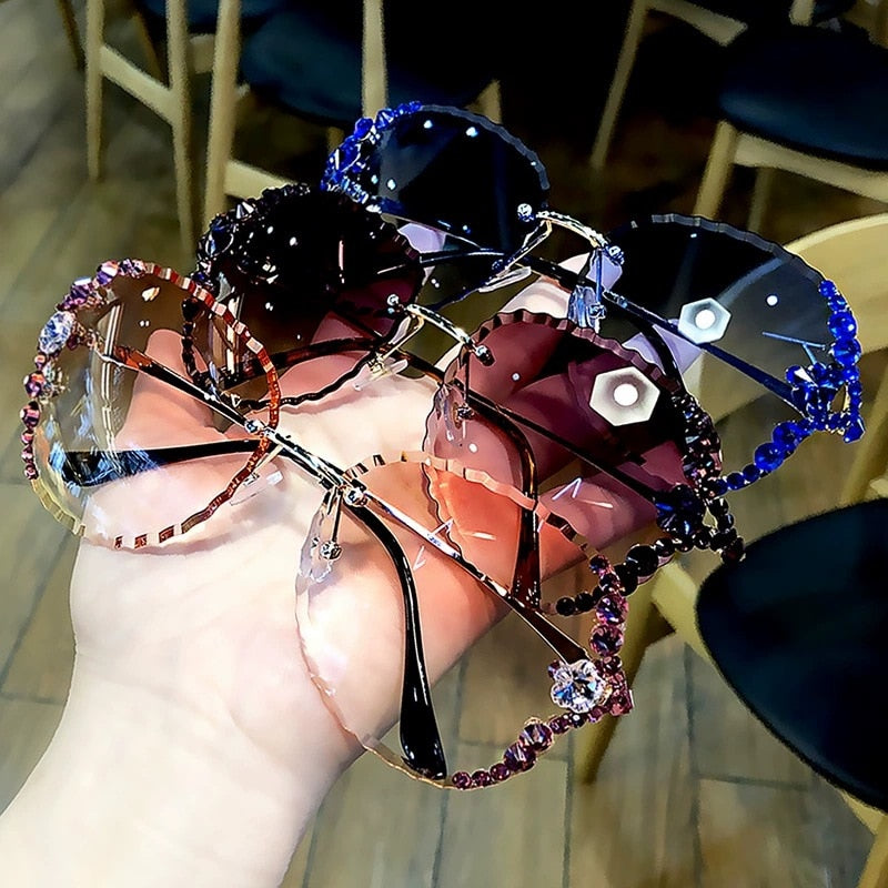 Lunettes de soleil tendance sans monture pour femmes, verres solaires de luxe à strass, style vintage, verres scintillants, verres UV400