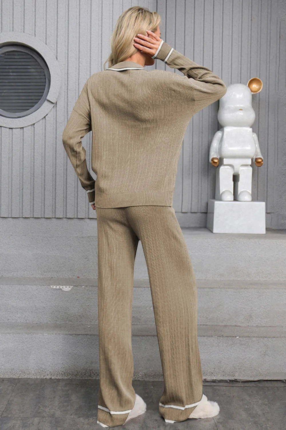 Ensemble pull-over à col Johnny et pantalon à cordon de serrage