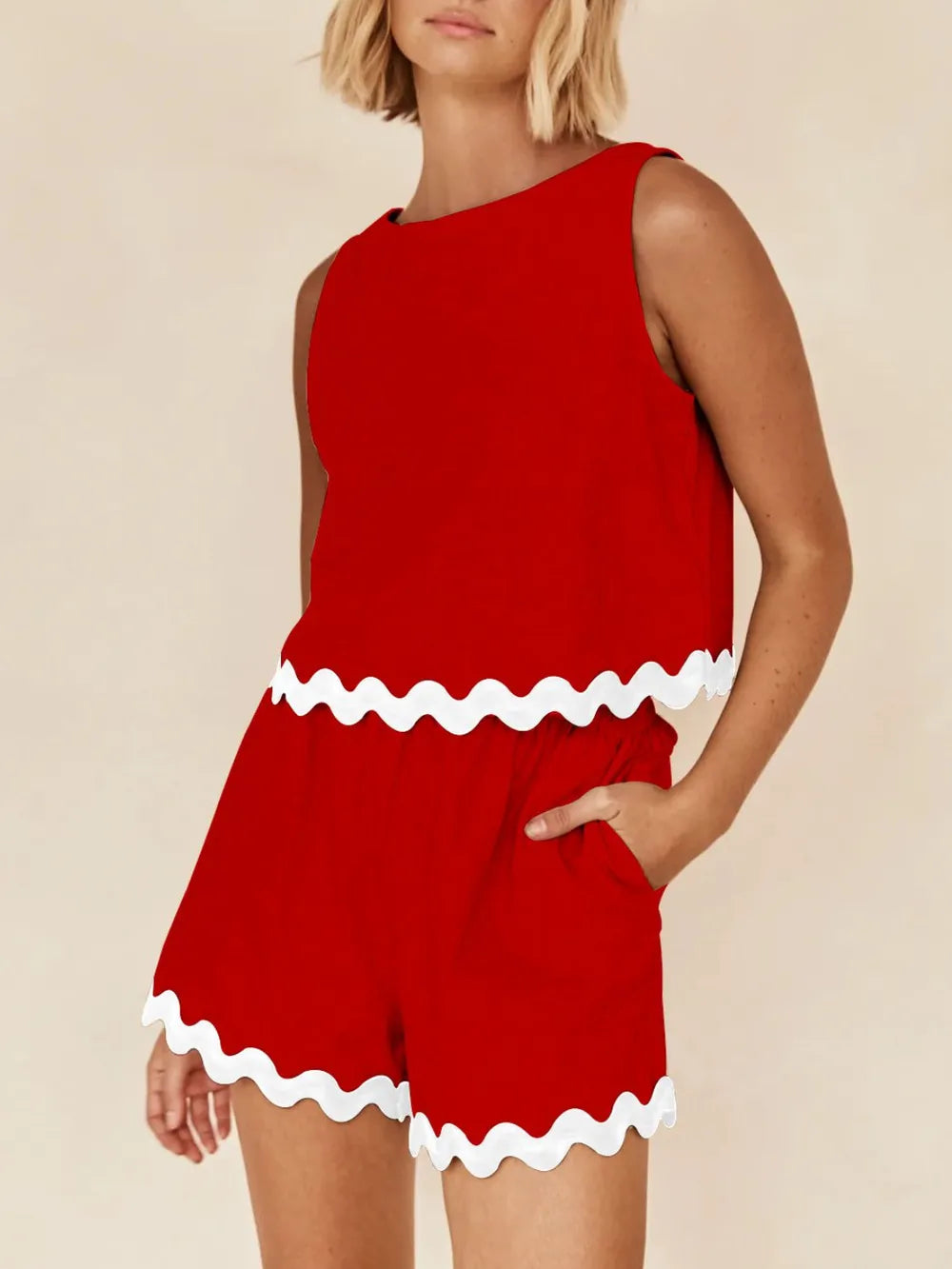 Ensemble débardeur et short à col rond et bordure contrastée