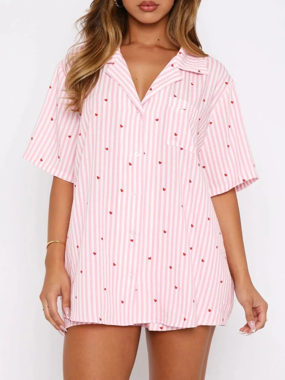 Ensemble haut à manches courtes et short imprimé