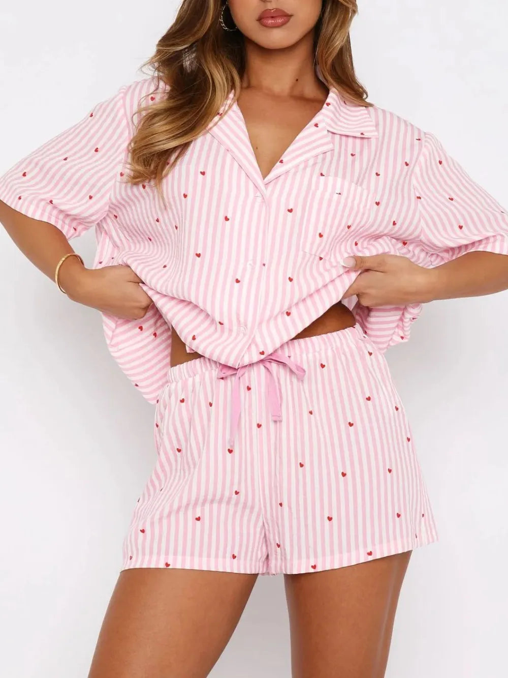Ensemble haut à manches courtes et short imprimé