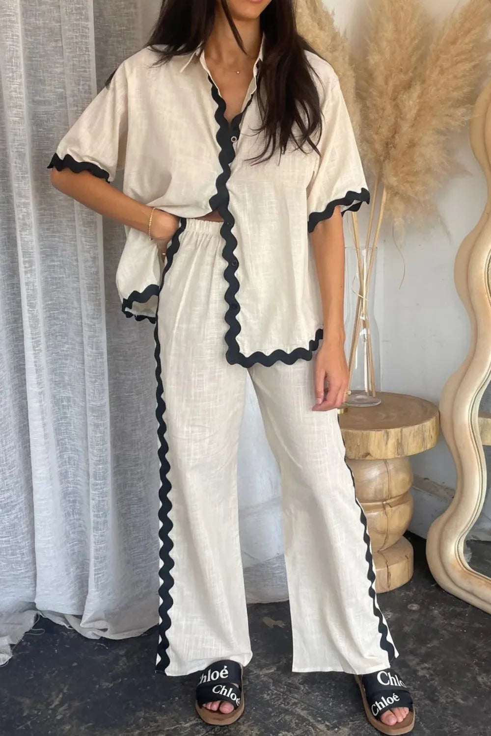 Ensemble haut à manches mi-longues et pantalon à bordure contrastante