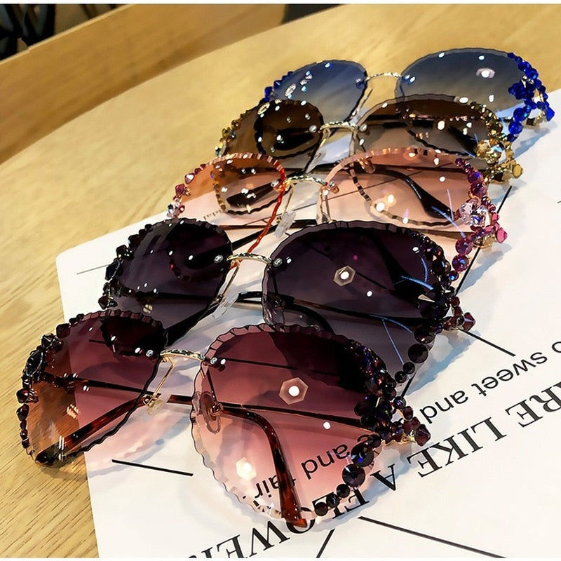 Lunettes de soleil tendance sans monture pour femmes, verres solaires de luxe à strass, style vintage, verres scintillants, verres UV400