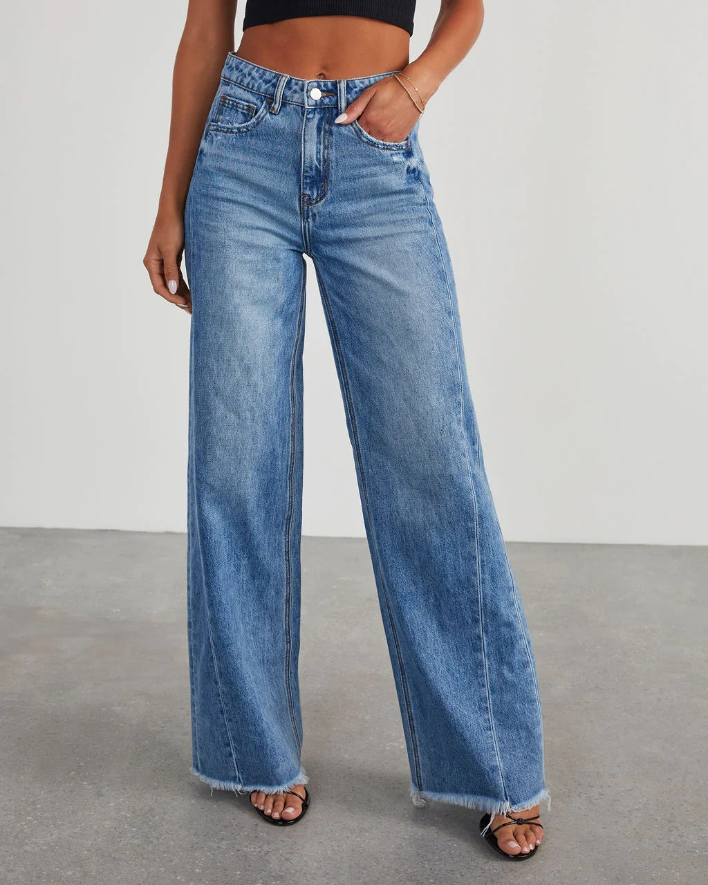 Pantalon Jean ample à jambes larges et ourlet brossé pour femme