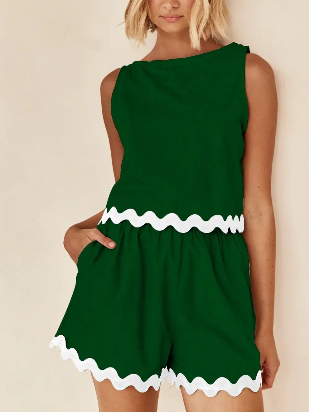 Ensemble débardeur et short à col rond et bordure contrastée