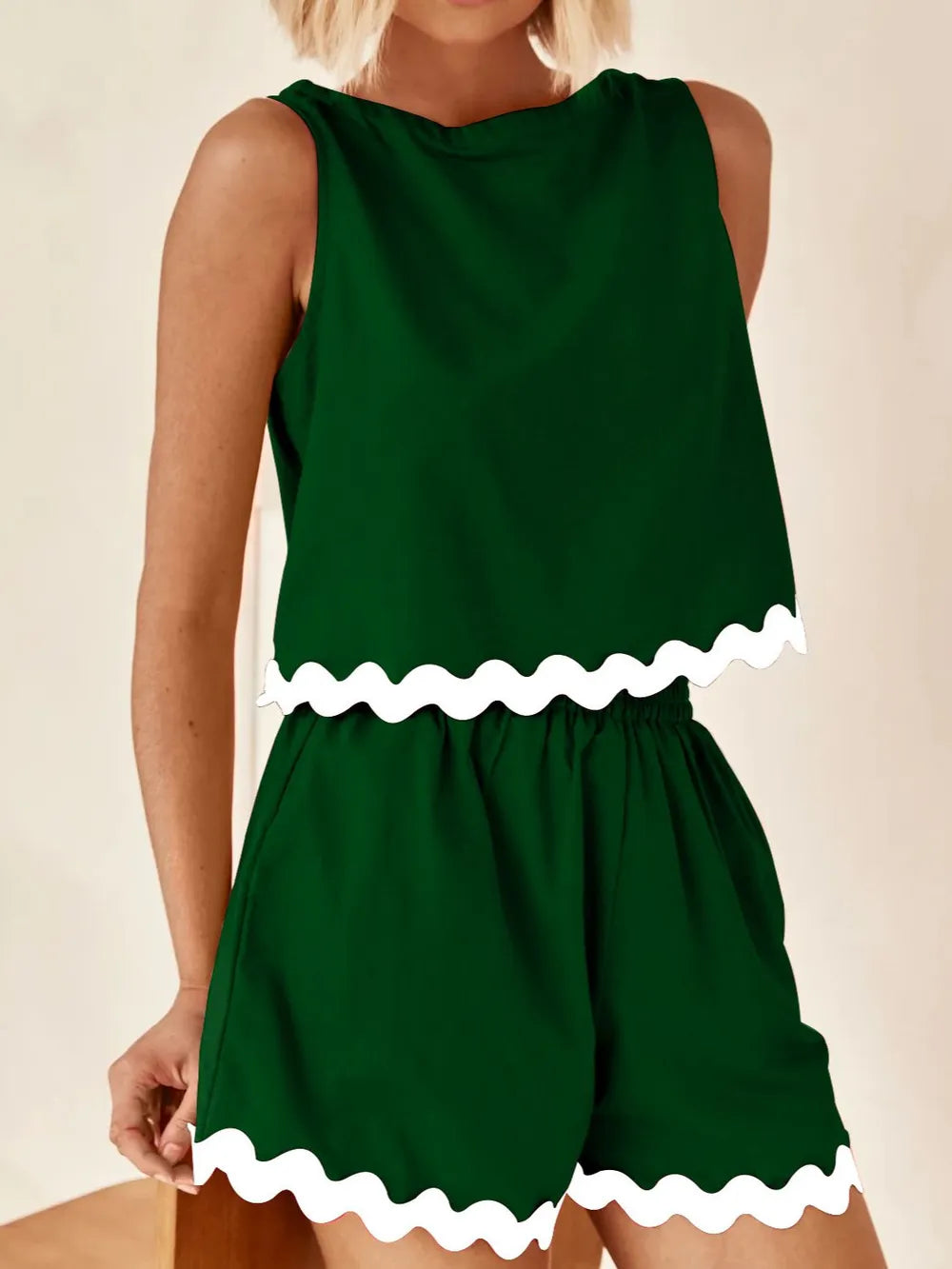 Ensemble débardeur et short à col rond et bordure contrastée