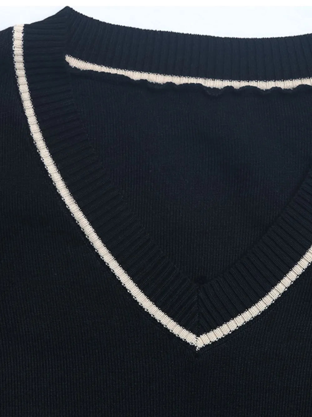 Ensemble haut à manches longues et pantalon à col en V