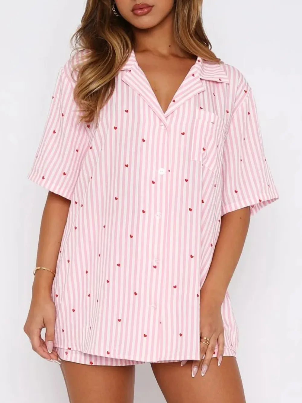 Ensemble haut à manches courtes et short imprimé