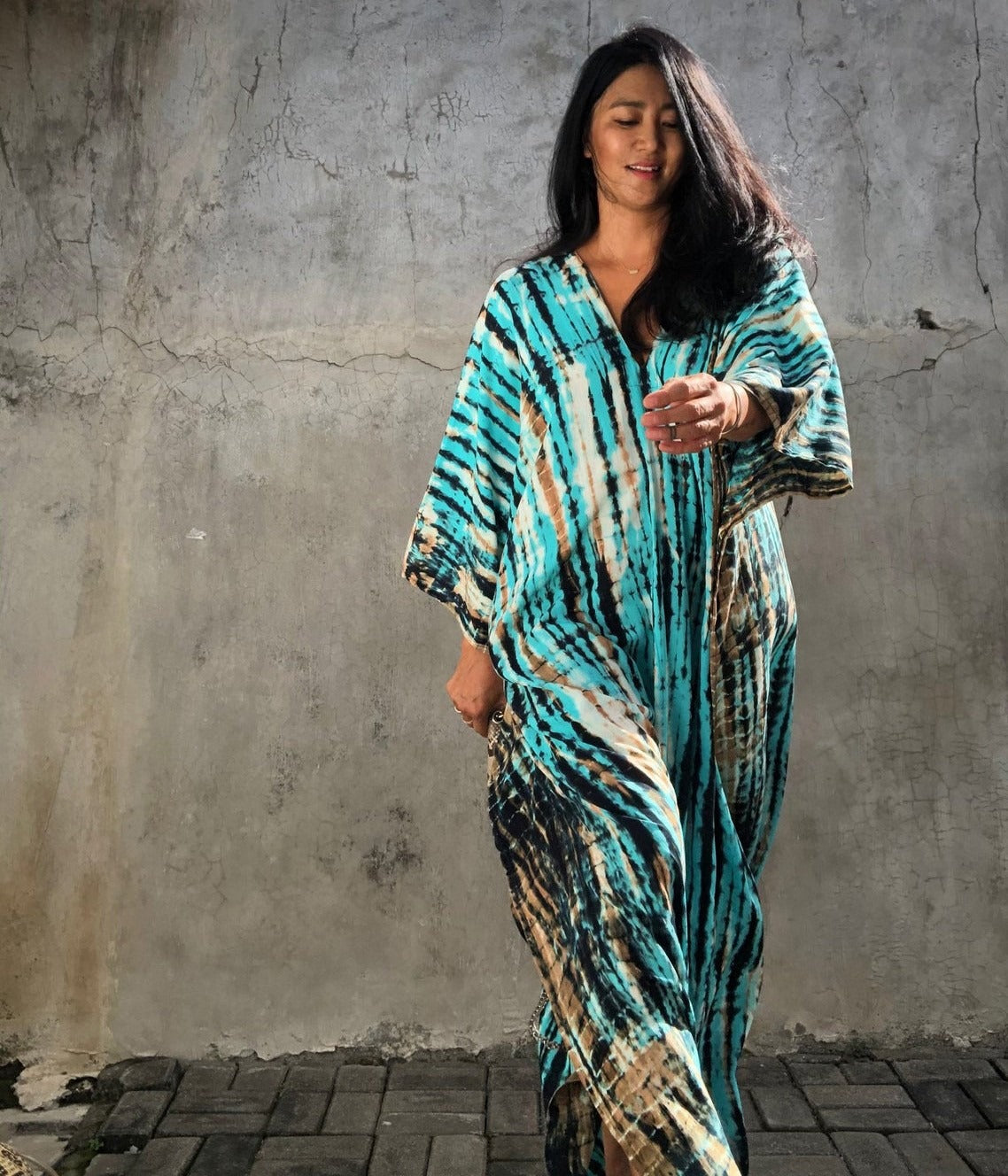 Robe de plage ample à fleurs teintées au halo Opération réussie