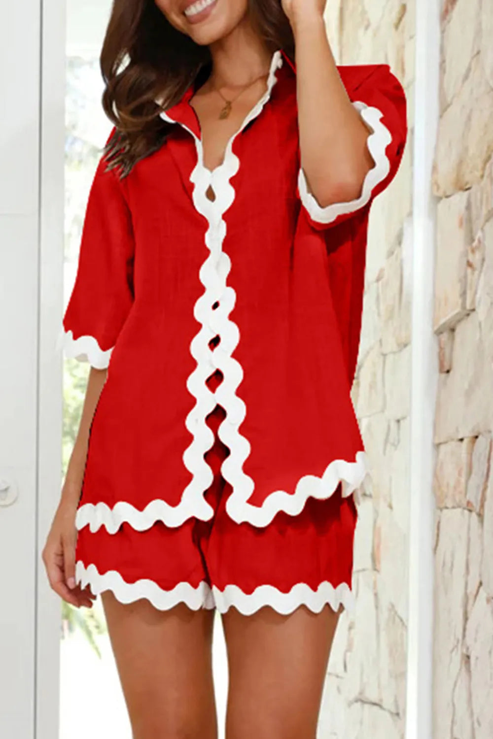 Ensemble haut et short à col contrasté