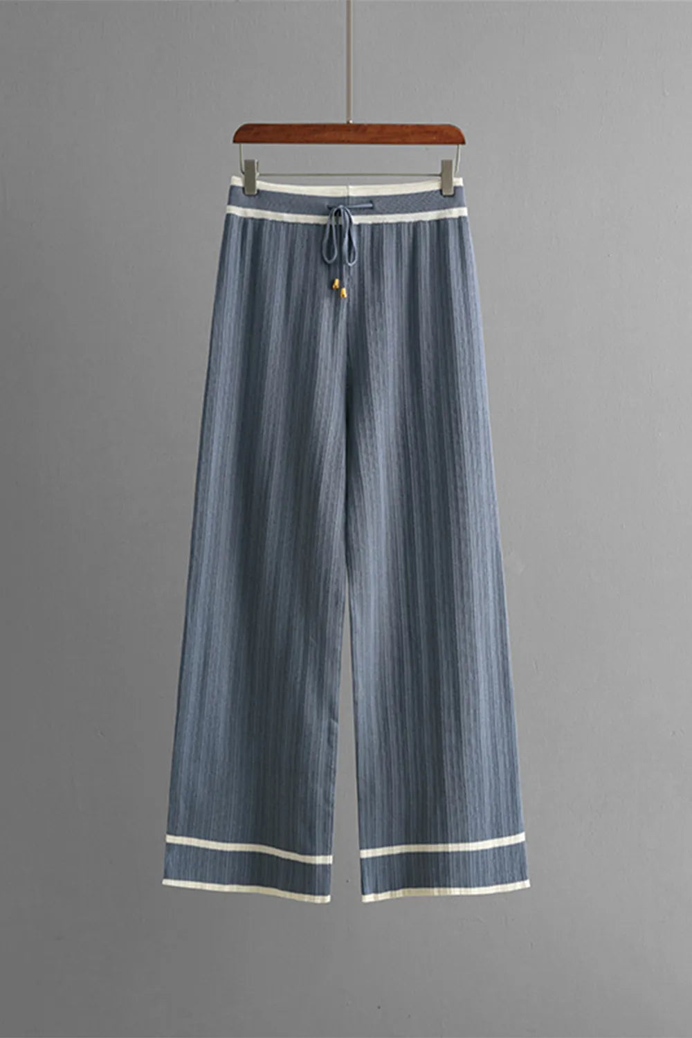 Ensemble pull-over à col Johnny et pantalon à cordon de serrage