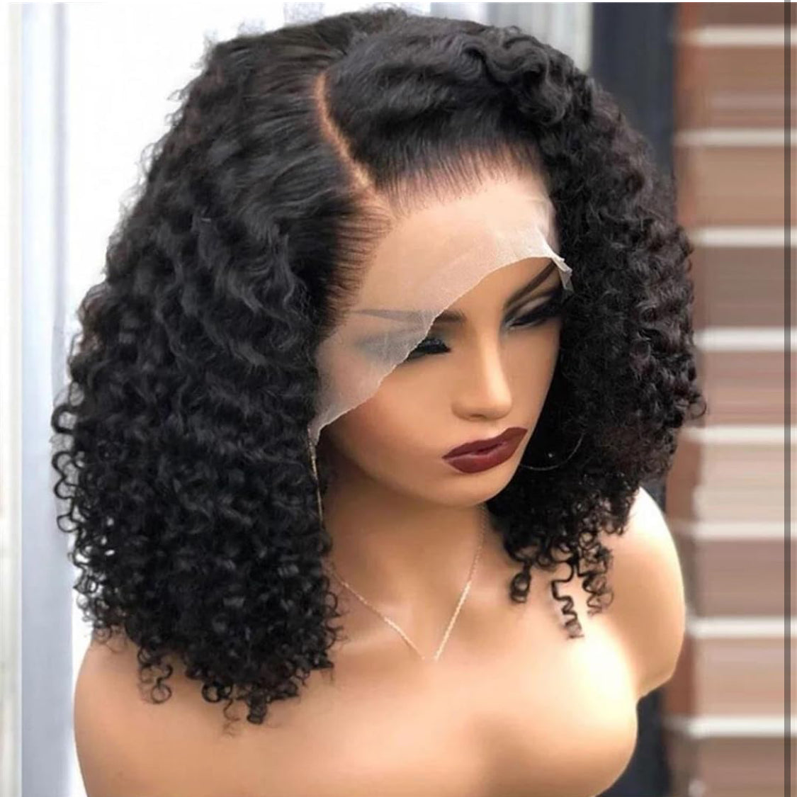 Perruque brésilienne Deep Wave avec dentelle HD